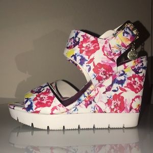 Juicy Couture Floral Wedges